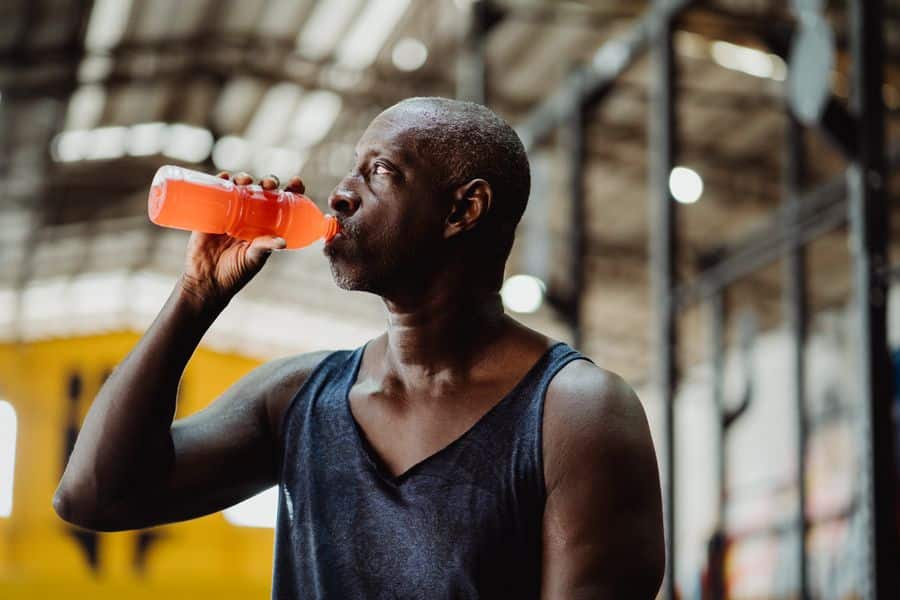 Bebida energética con dextrosa para deportistas