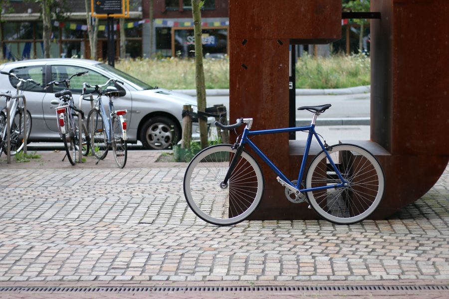 Bicicleta fixie urbana de bajo mantenimiento