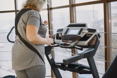 ¿Cómo aprovechar al máximo la caminadora para tu salud y bienestar?