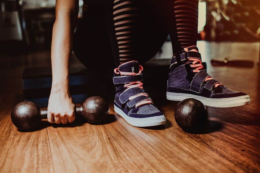 Entrenamiento con mancuernas en casa