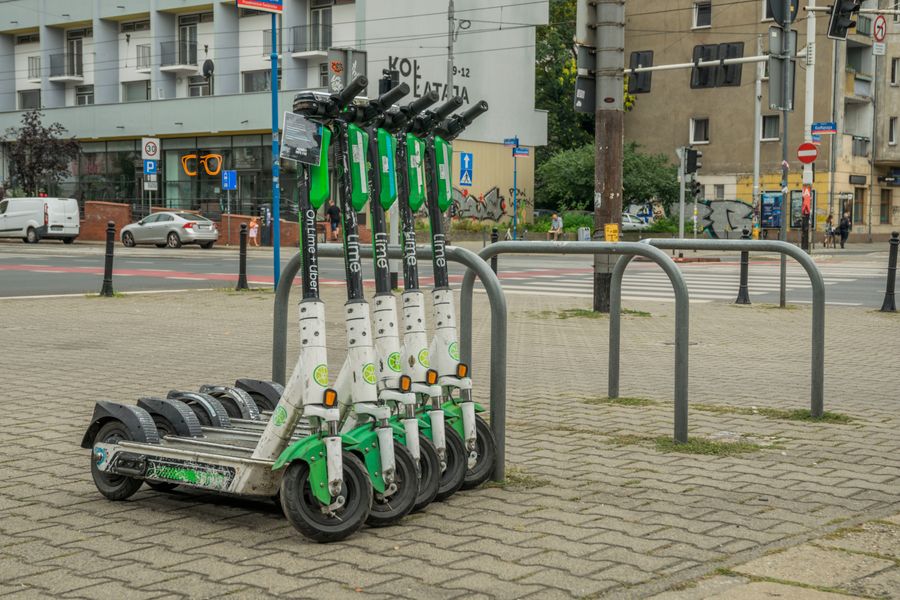 Patinetes eléctricos Lime para transporte urbano