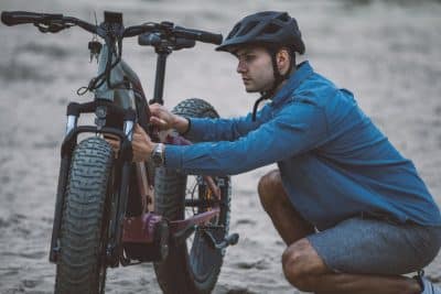 Mantenimiento esencial para bicicletas eléctricas: todo lo que necesitas saber