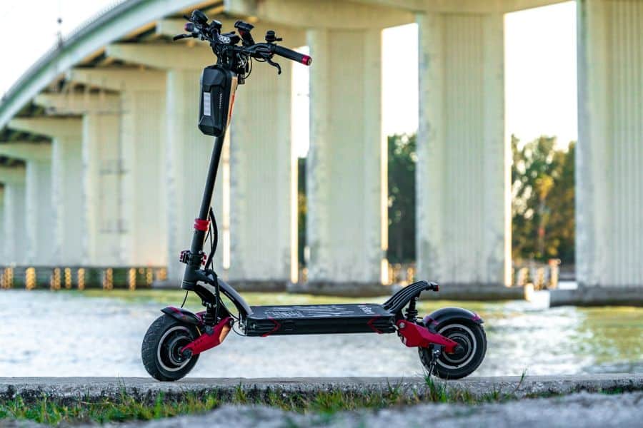 monopatin electrico ciudad urbana 2 Monopatín eléctrico en ciudad urbana